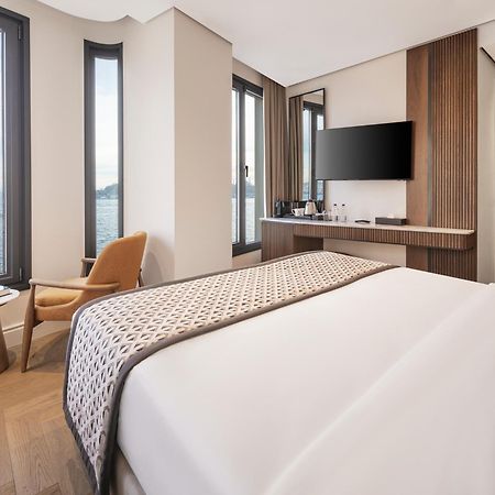 Dream Inn Karakoey Bosphorus Istanbul Exterior photo