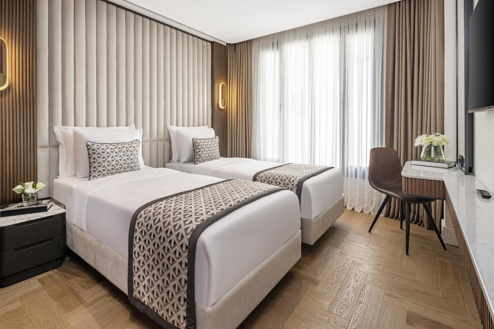 Dream Inn Karakoey Bosphorus Istanbul Exterior photo